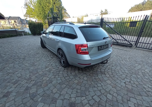 Skoda Octavia cena 48000 przebieg: 200000, rok produkcji 2018 z Woźniki małe 781